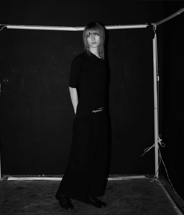 kuru — Backstage Hologram